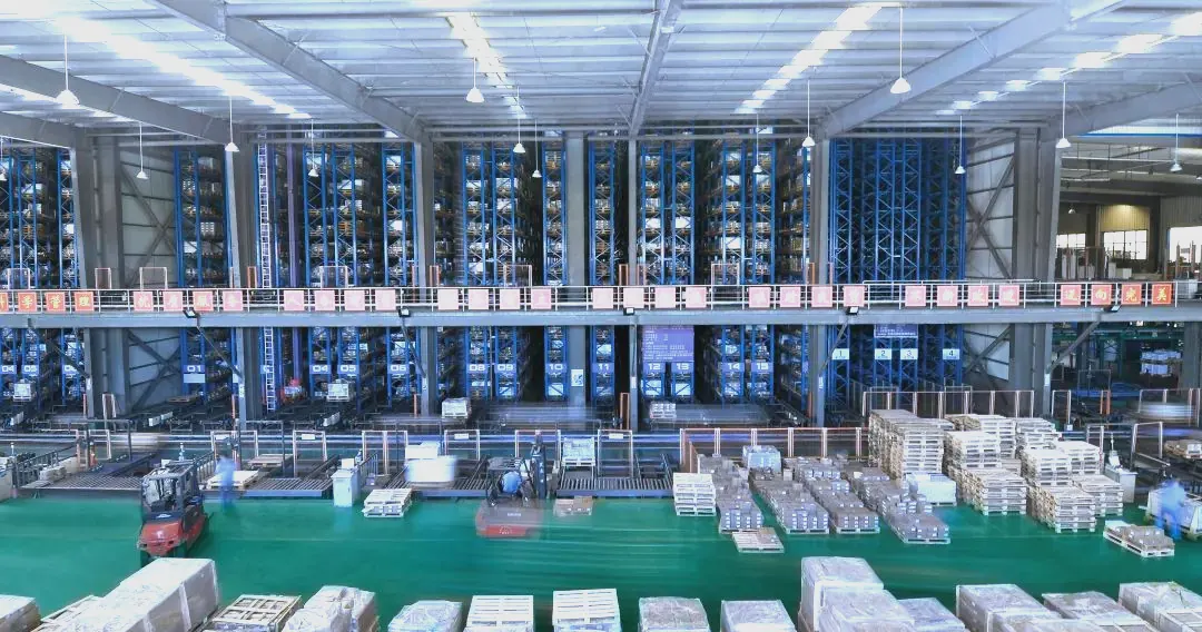 Warehouse stock storage